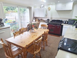 Kitchen/Dining Room- click for photo gallery